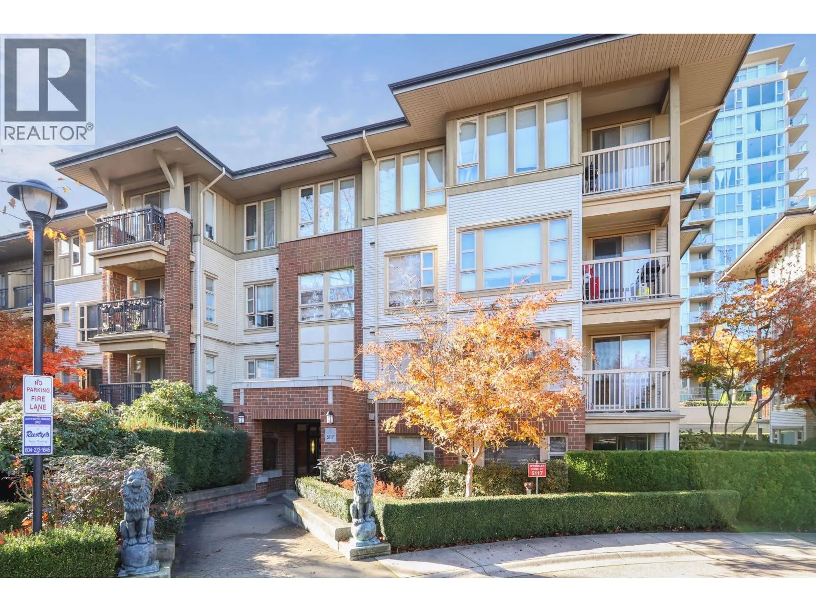 Apartment for rent: 6103 5117 Garden City Road, Richmond, British Columbia V6X 4H7