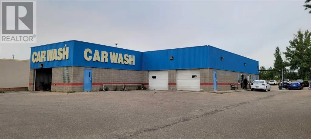 6104 67a Street, Red Deer, Alberta T4P 3E8