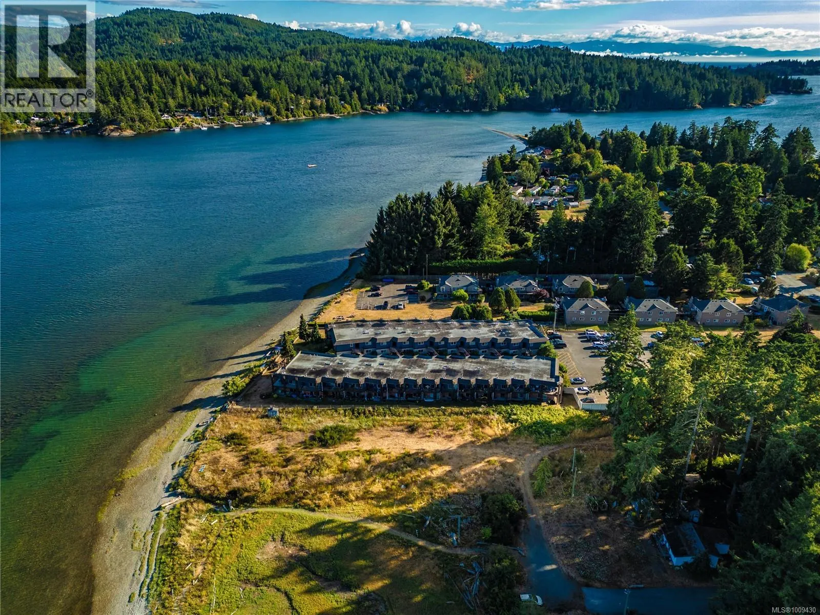 6107 Seabroom Rd, Sooke, British Columbia V9Z 0B8