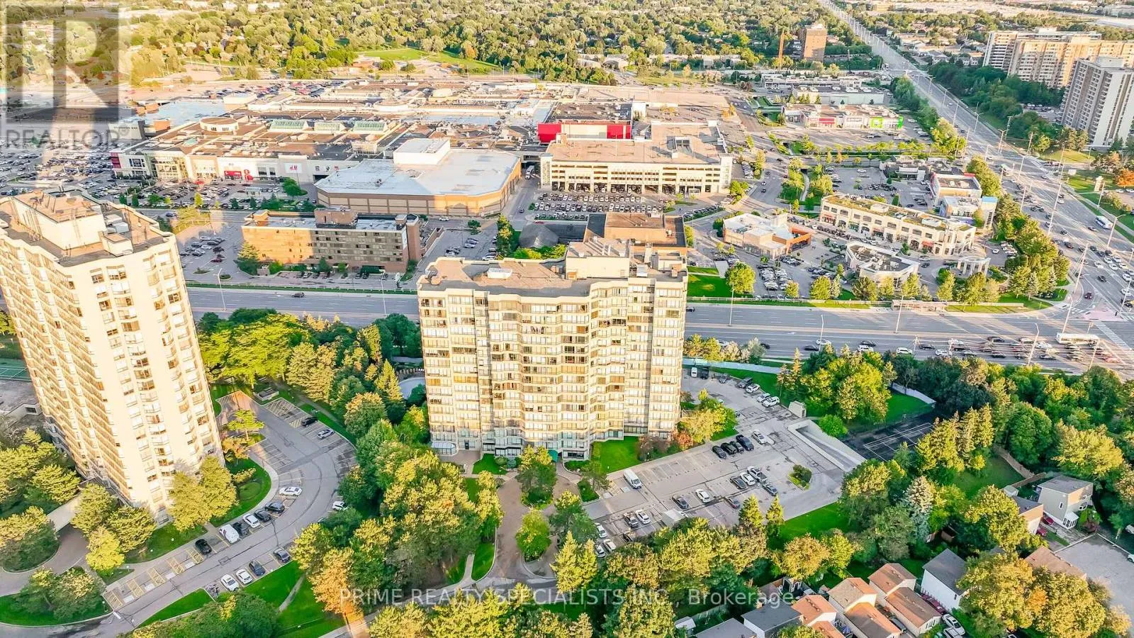 Apartment for rent: 611 - 26 Hanover Road, Brampton, Ontario L6S 4T2