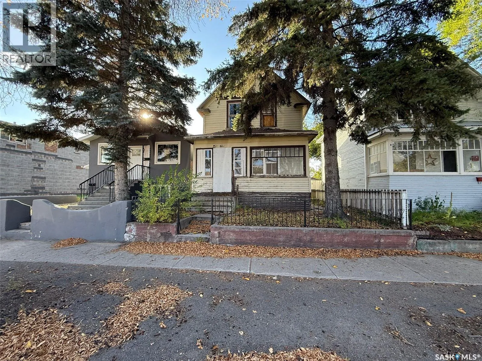 Unknown for rent: 611 H Avenue S, Saskatoon, Saskatchewan S7M 1X1