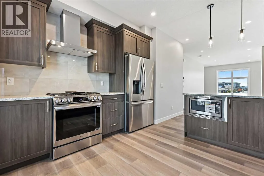 Row / Townhouse for rent: 611 Mahogany Road Se, Calgary, Alberta T3M 3Y3