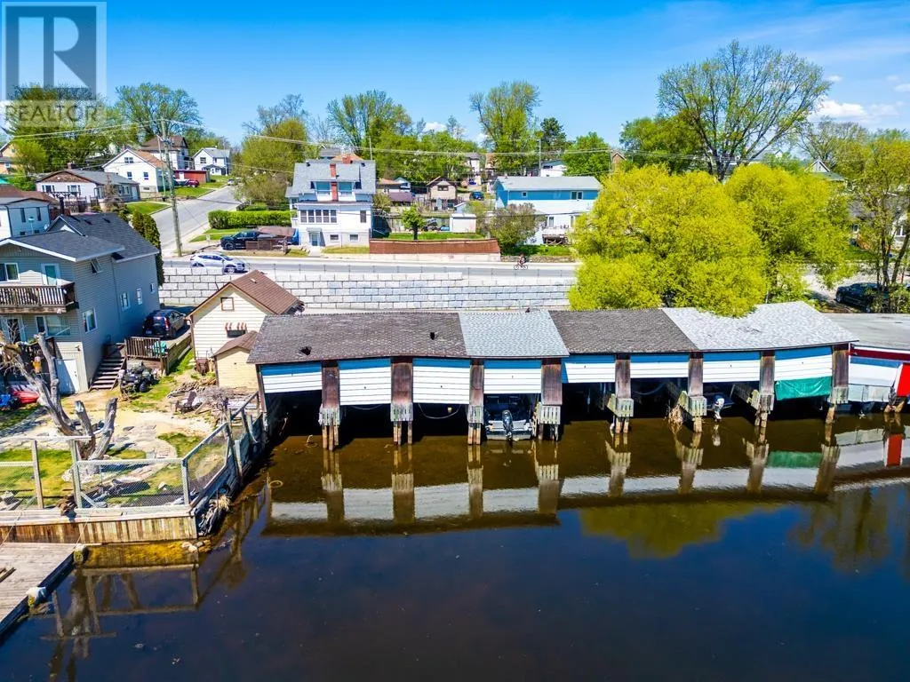 611 Third Street South, KENORA, Ontario P9N 1J2