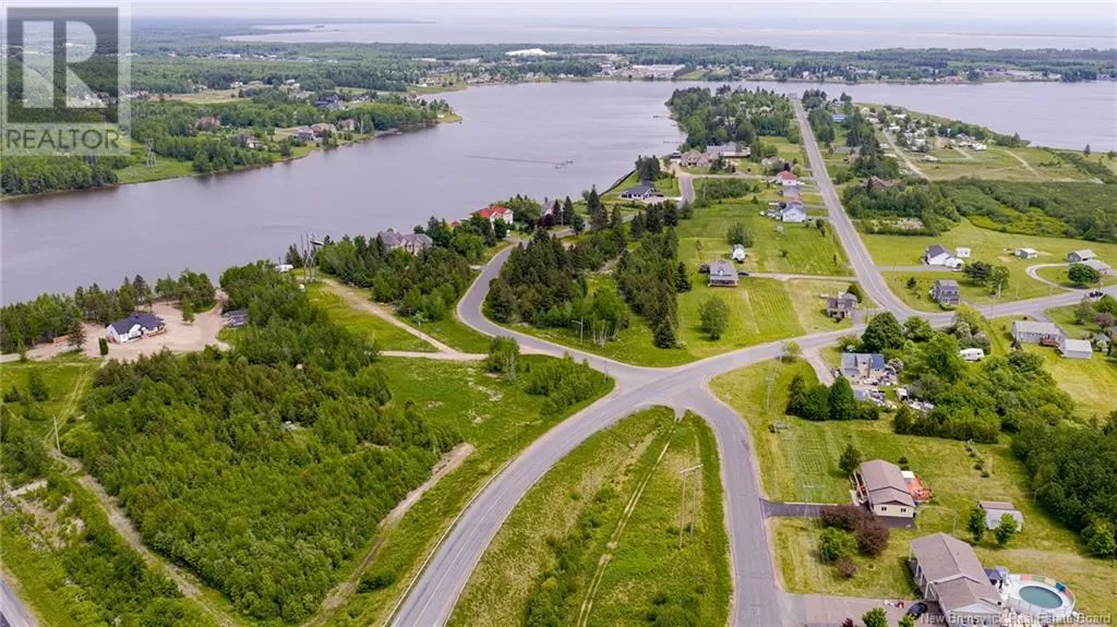 611 Zoel Mallais Street, Tracadie, New Brunswick E1X 1A5