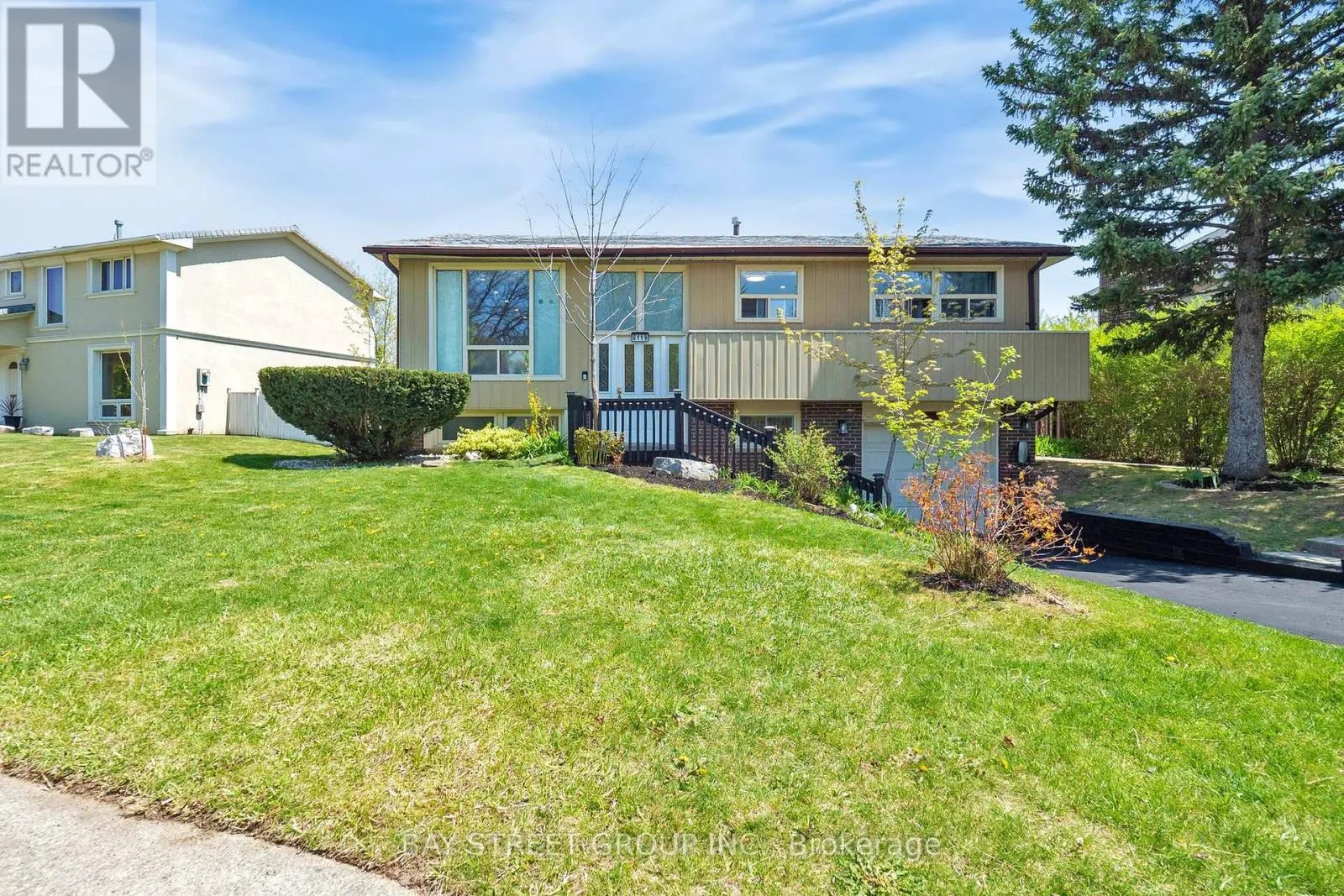 House for rent: 6119 Wabukayne Court, Mississauga, Ontario L5N 2B1