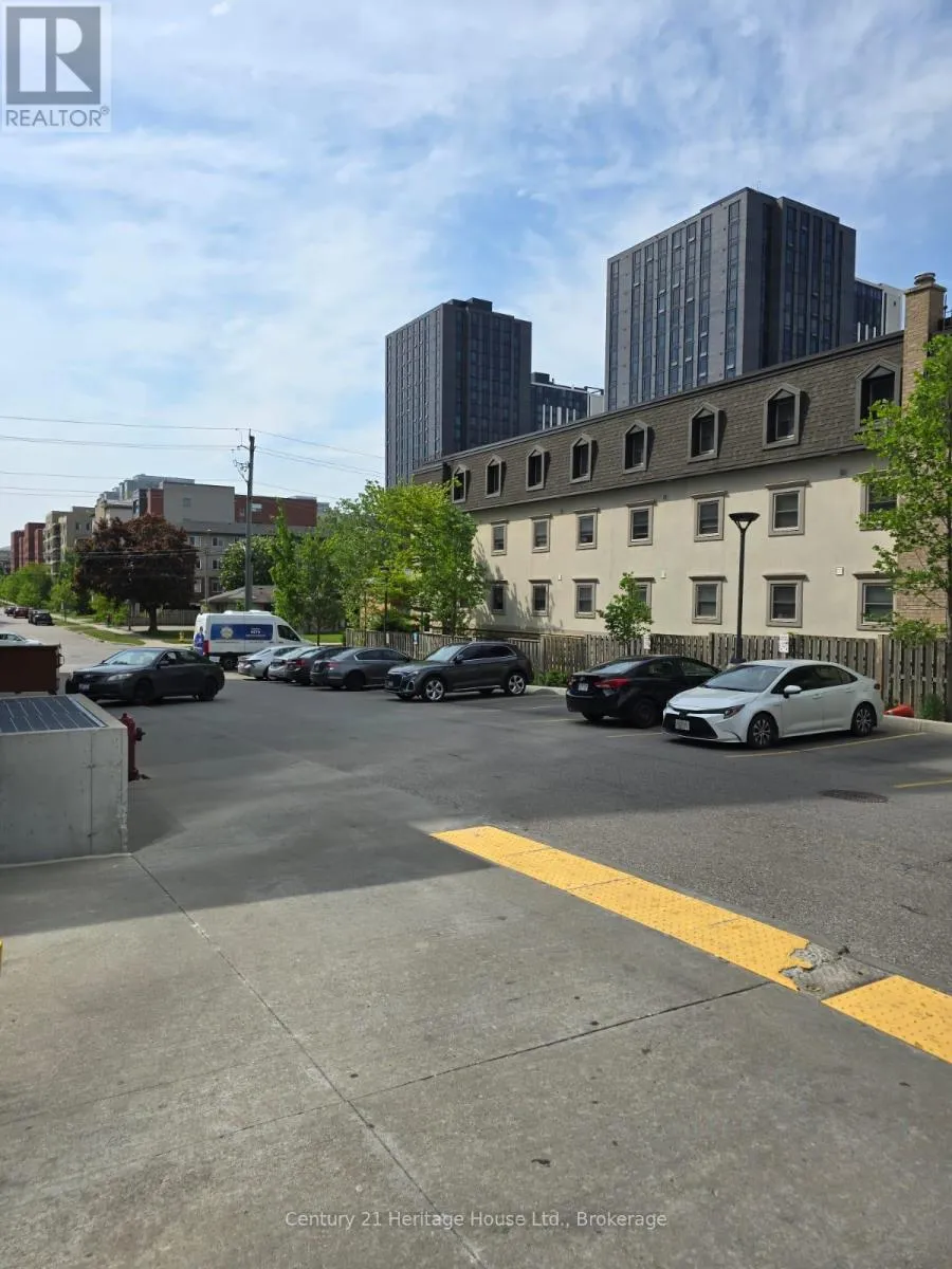 612 - 365 Albert Street, Waterloo, Ontario N2L 0G7