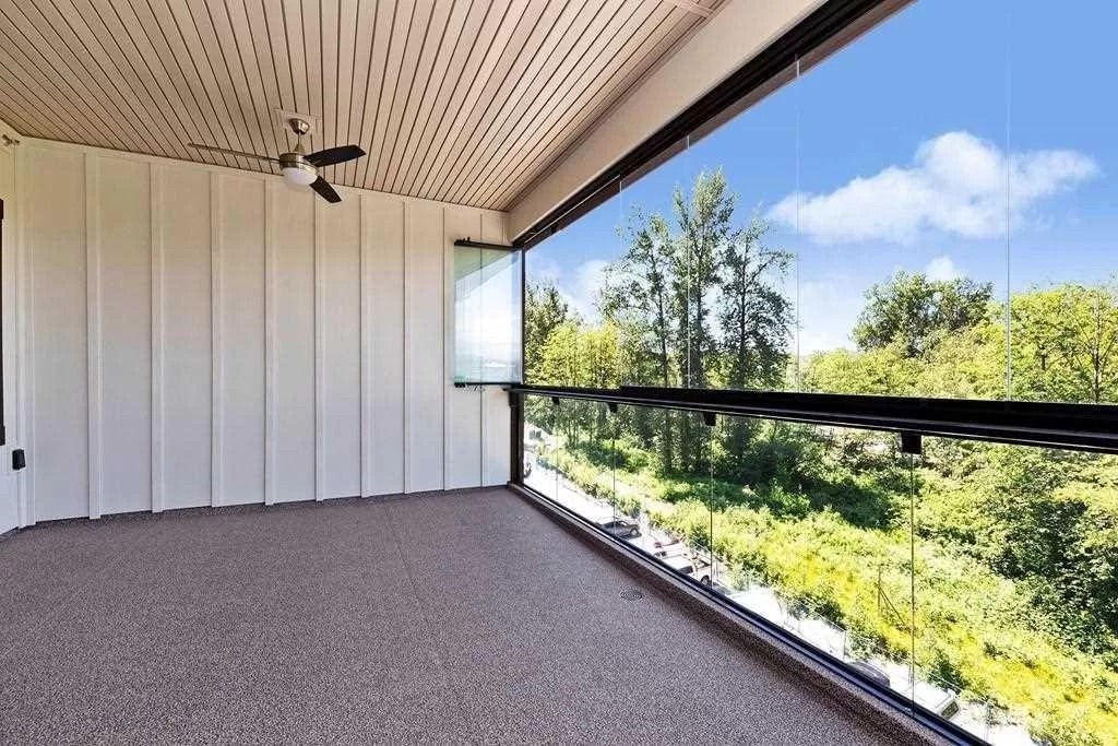 Apartment for rent: 612 8558 202b Street, Langley, British Columbia V2Y 3L4