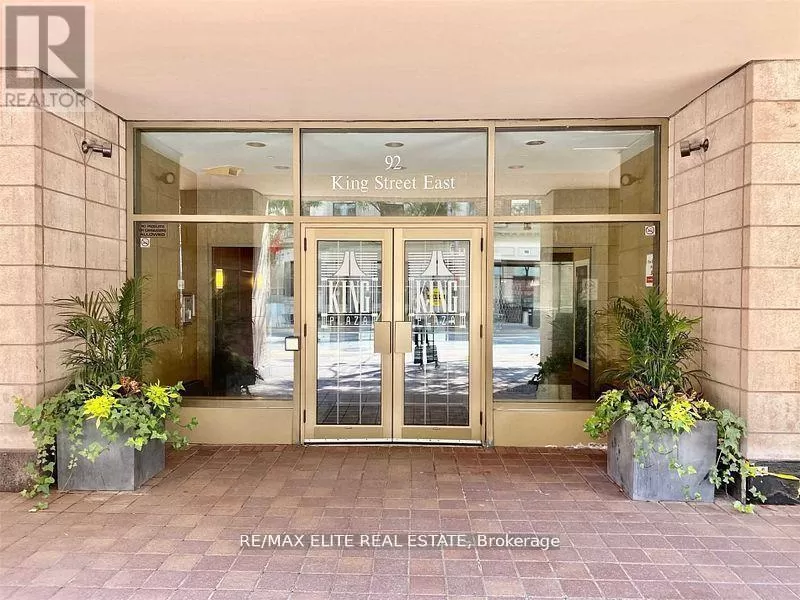 Apartment for rent: 612 - 92 King Street E, Toronto, Ontario M5C 2V8