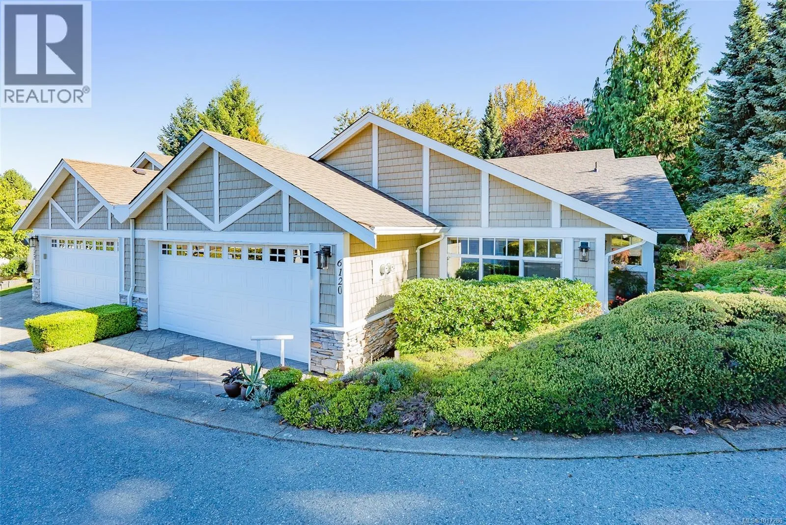 Row / Townhouse for rent: 6120 Bellflower Way, Nanaimo, British Columbia V9T 6L2