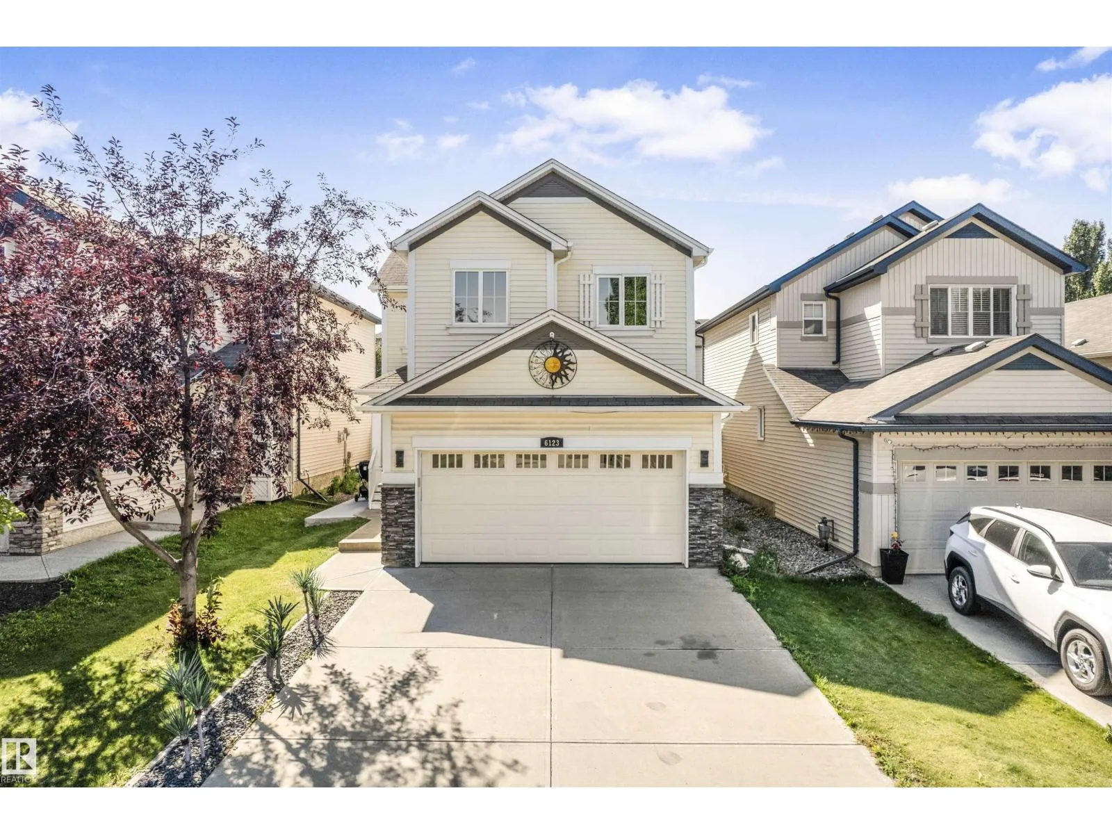 House for rent: 6123 11 Av Sw, Edmonton, Alberta T6X 0M4