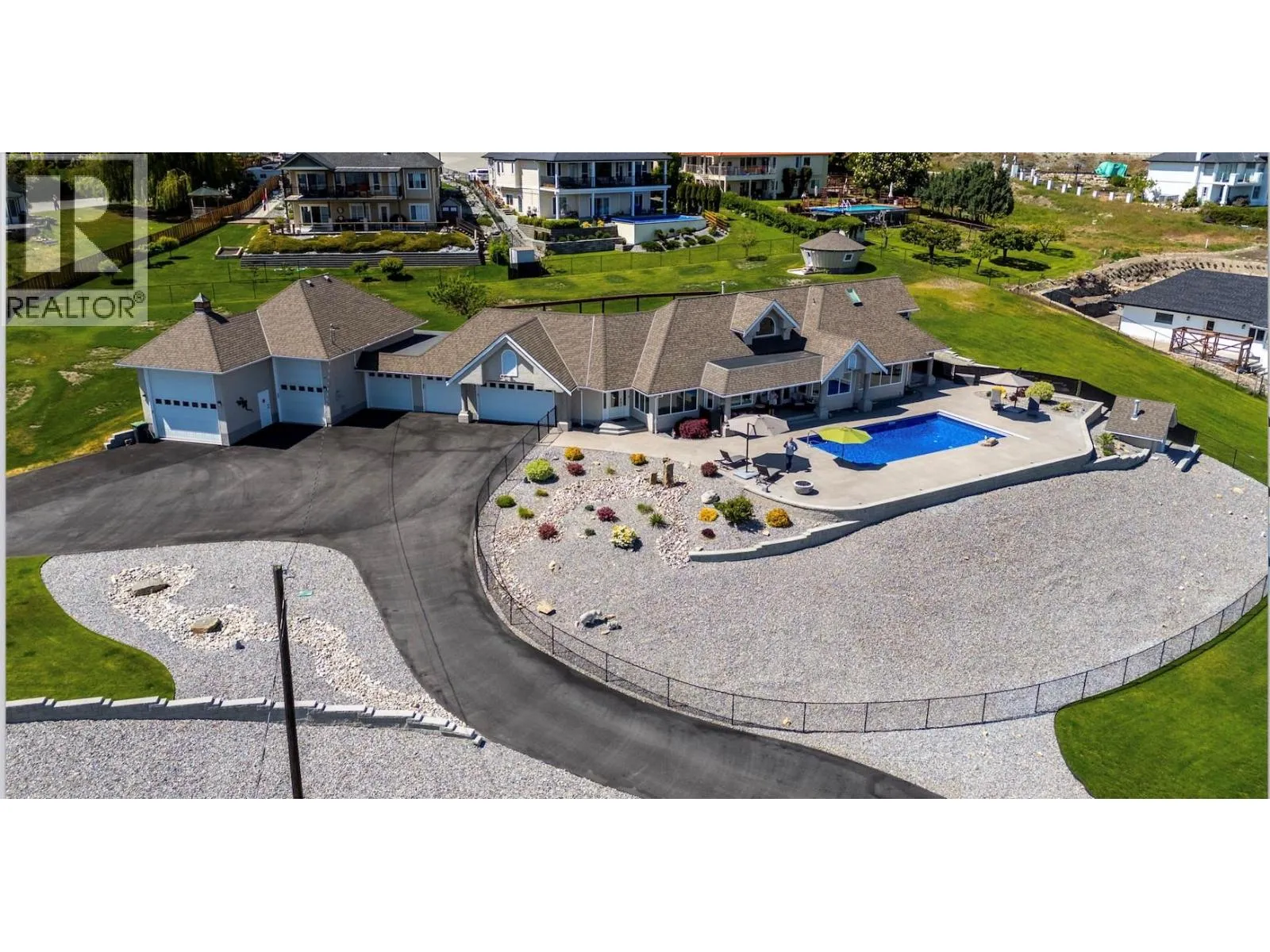 House for rent: 6130 Lipsett Avenue, Peachland, British Columbia V0H 1X7