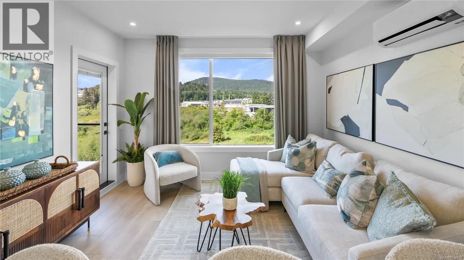 Apartment for rent: 614 1371 Goldstream Ave, Langford, British Columbia V9B 7B7