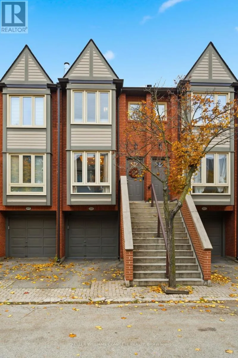 Row / Townhouse for rent: 614 - 895 Maple Avenue, Burlington, Ontario L7S 2H7