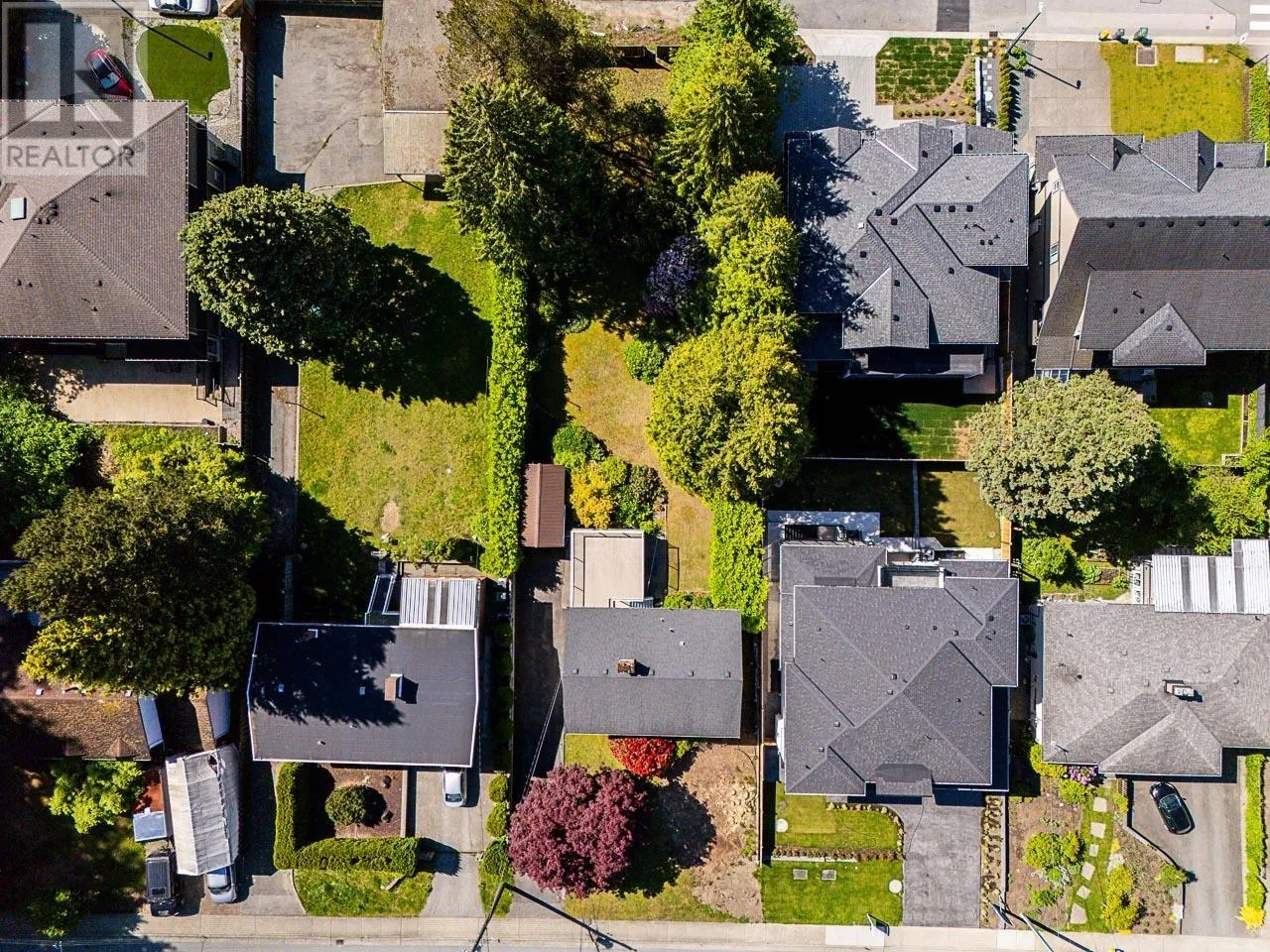 House for rent: 614 Chapman Avenue, Coquitlam, British Columbia V3J 4A3