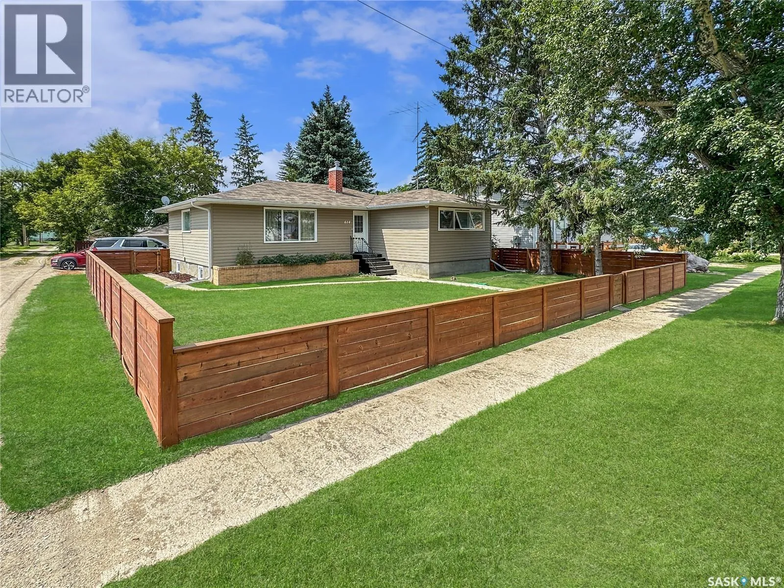 House for rent: 614 Godkin Avenue, Balcarres, Saskatchewan S0G 0C0