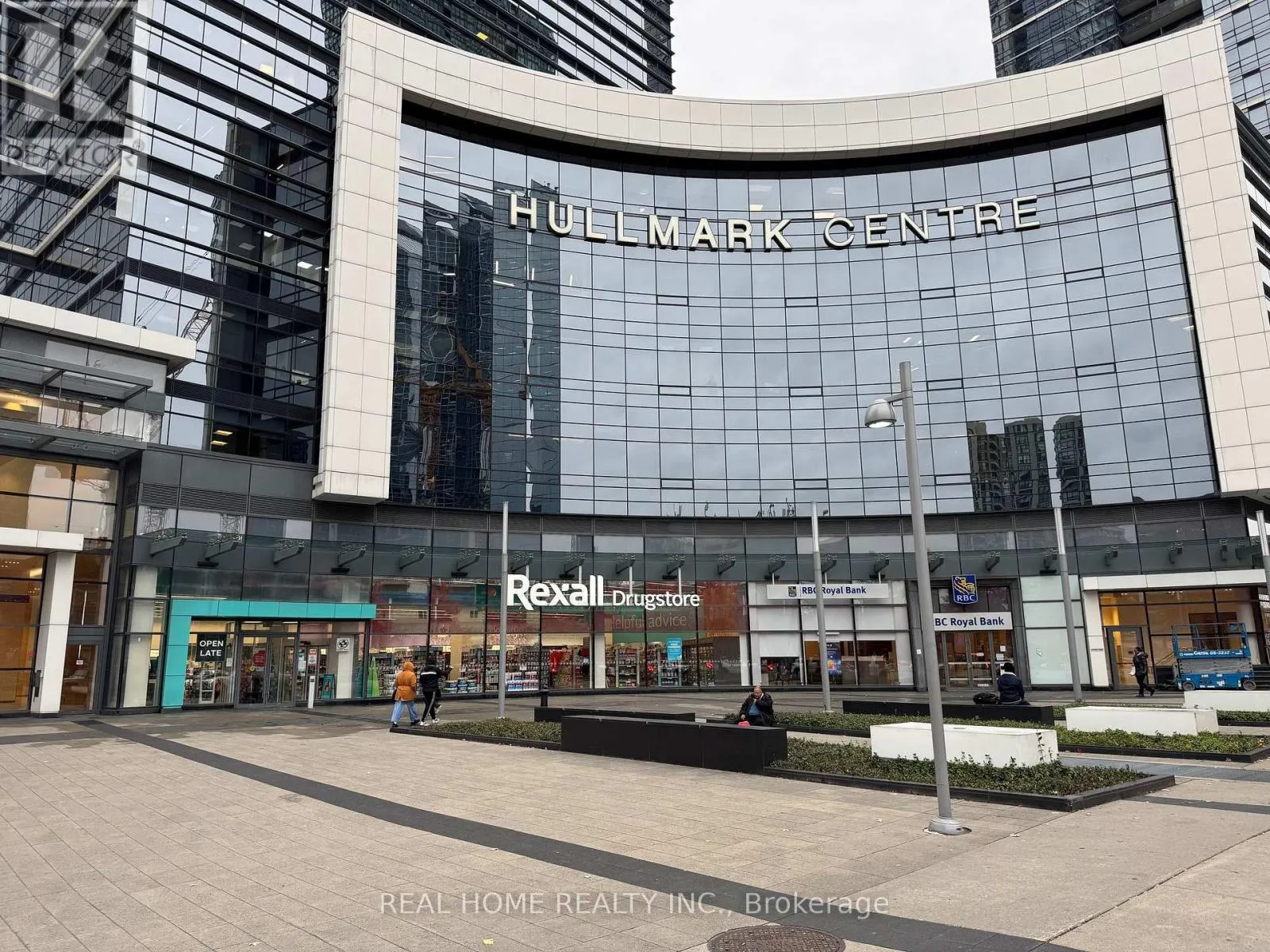 Offices for rent: 615 - 4789 Yonge Street, Toronto, Ontario M2N 0G3