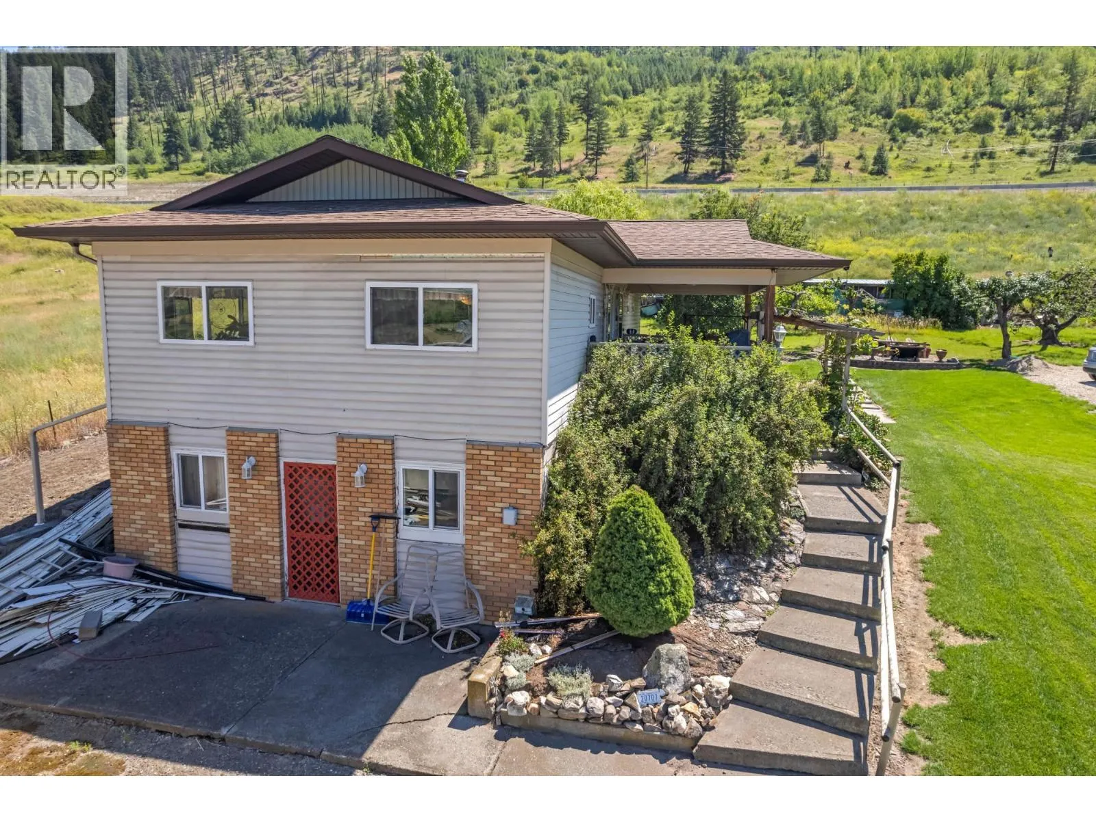 Manufactured Home for rent: 6150 Trans Canada Highway, Chase, British Columbia V0E 1M0