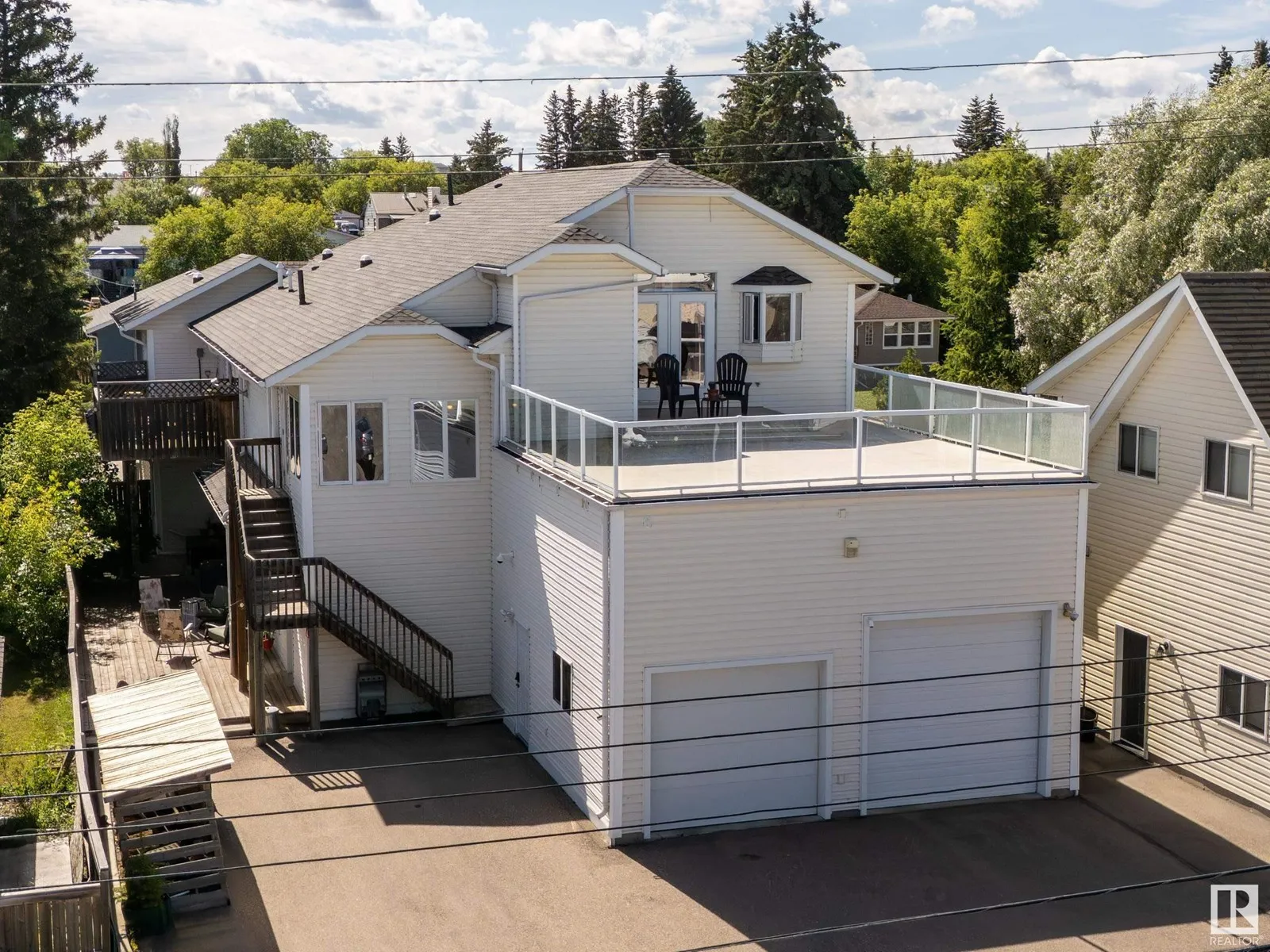 House for rent: 616 10 St, Cold Lake, Alberta T9M 1B1