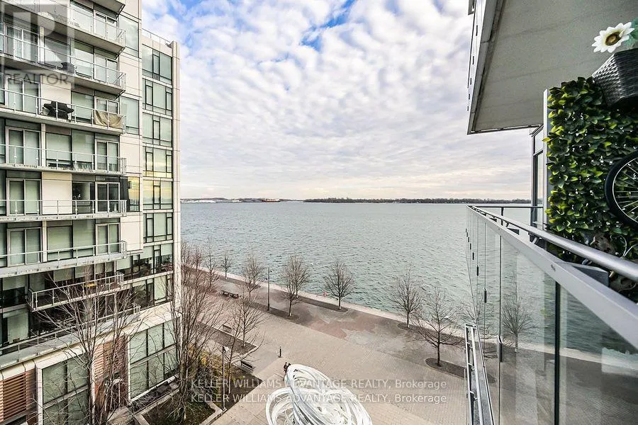 616 - 29 Queens Quay E, Toronto, Ontario M5E 0A4