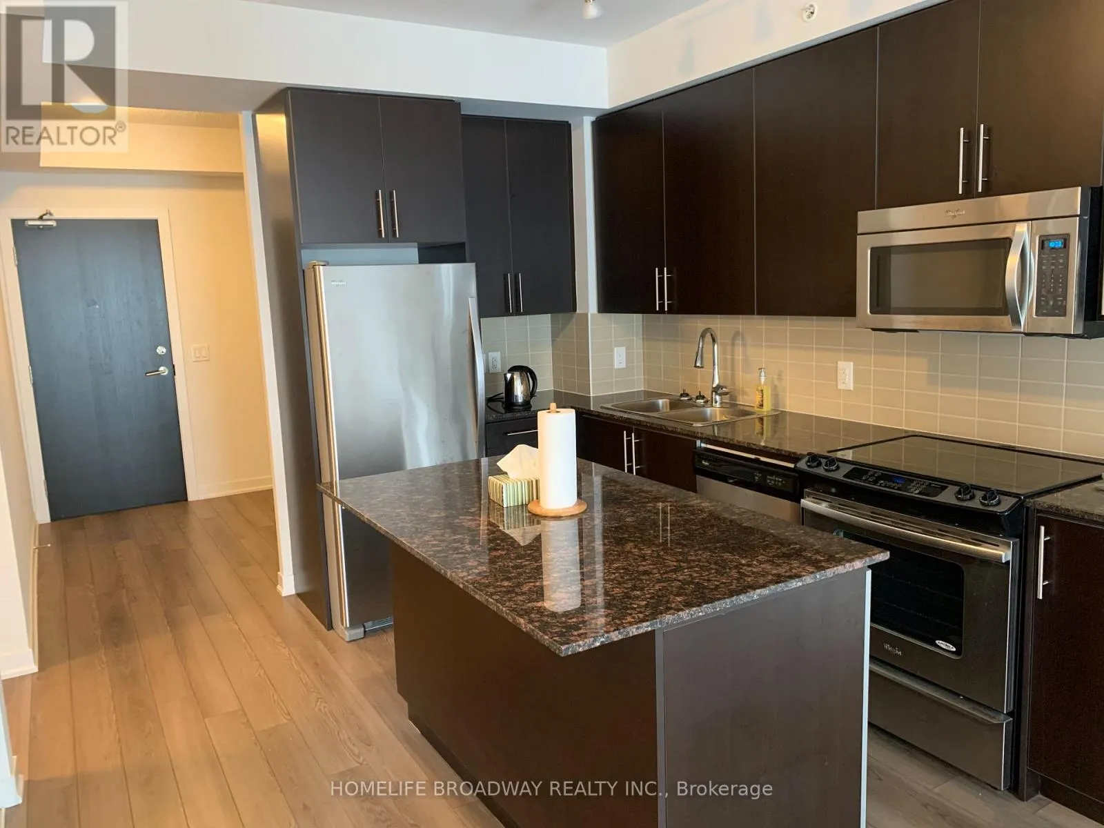 Apartment for rent: 616 - 60 Berwick Avenue, Toronto, Ontario M5P 1H1