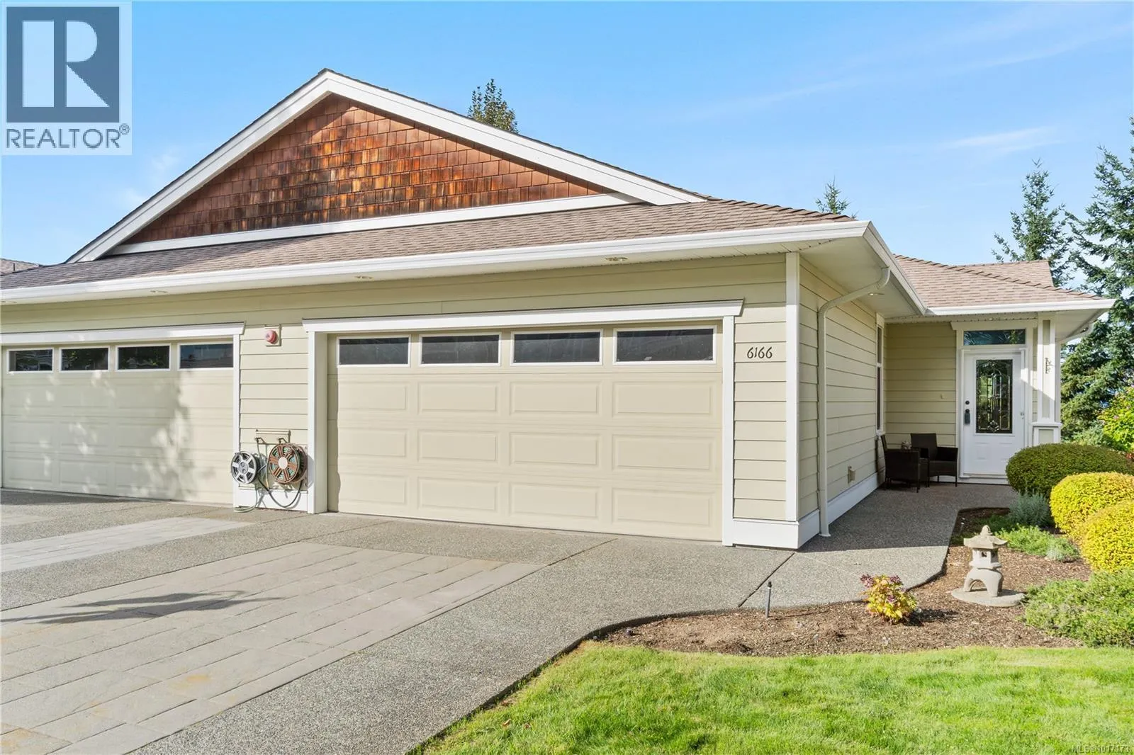 Row / Townhouse for rent: 6166 Arlin Pl, Nanaimo, British Columbia V9T 0A2