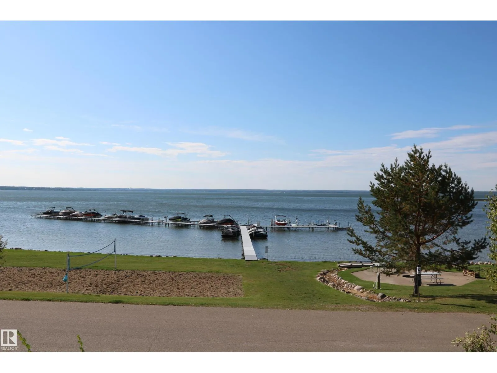 No Building for rent: 617 55101 Ste Anne Tr, Rural Lac Ste. Anne County, Alberta T0E 1A1