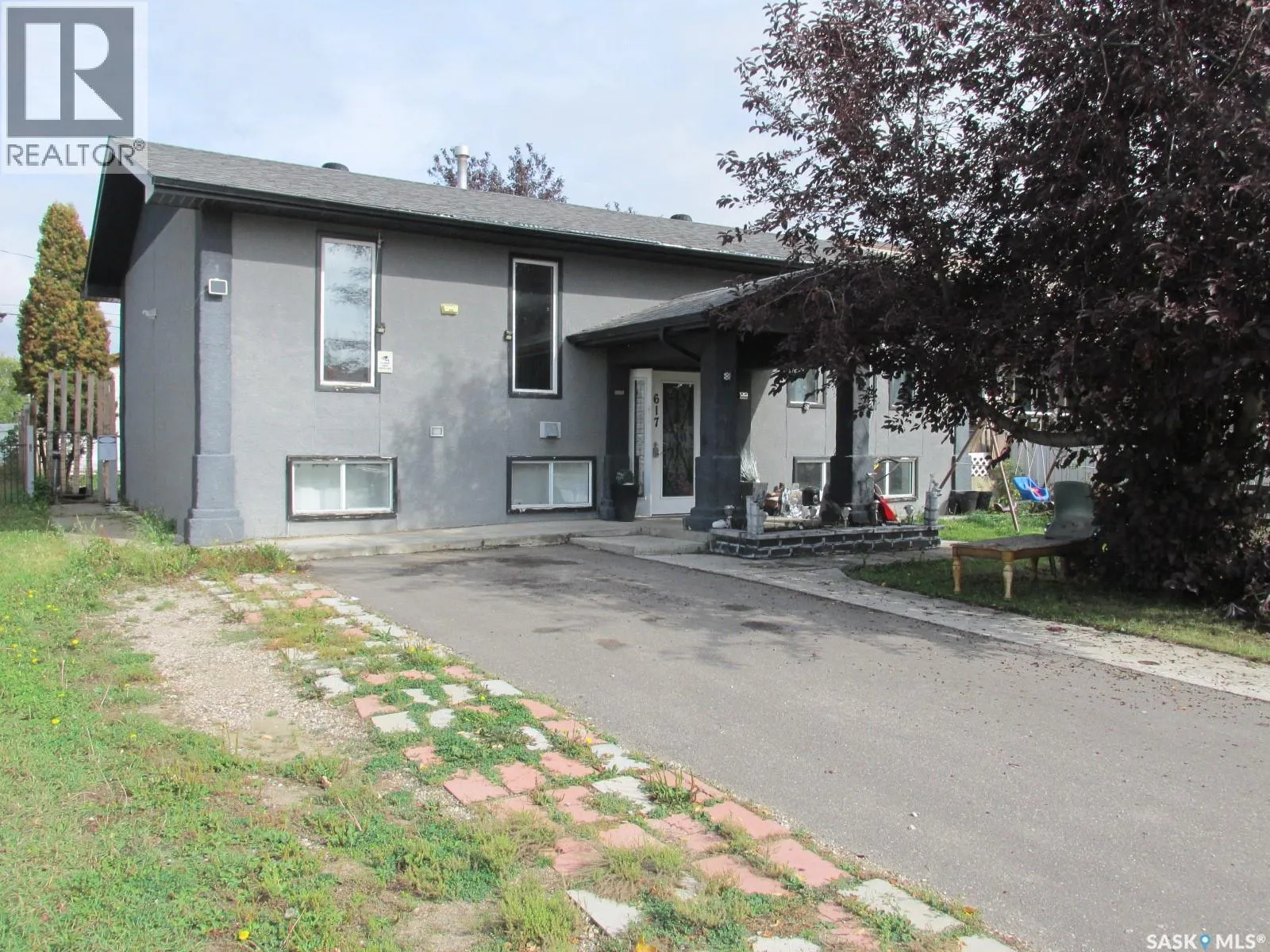 House for rent: 617 8th Avenue W, Nipawin, Saskatchewan S0E 1E0