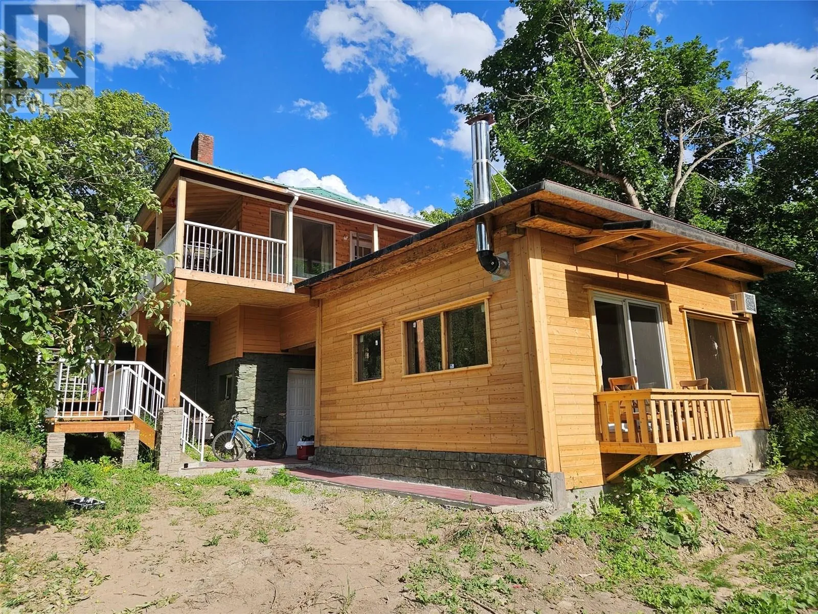 House for rent: 617 Payne Street, Creston, British Columbia V0B 1G6