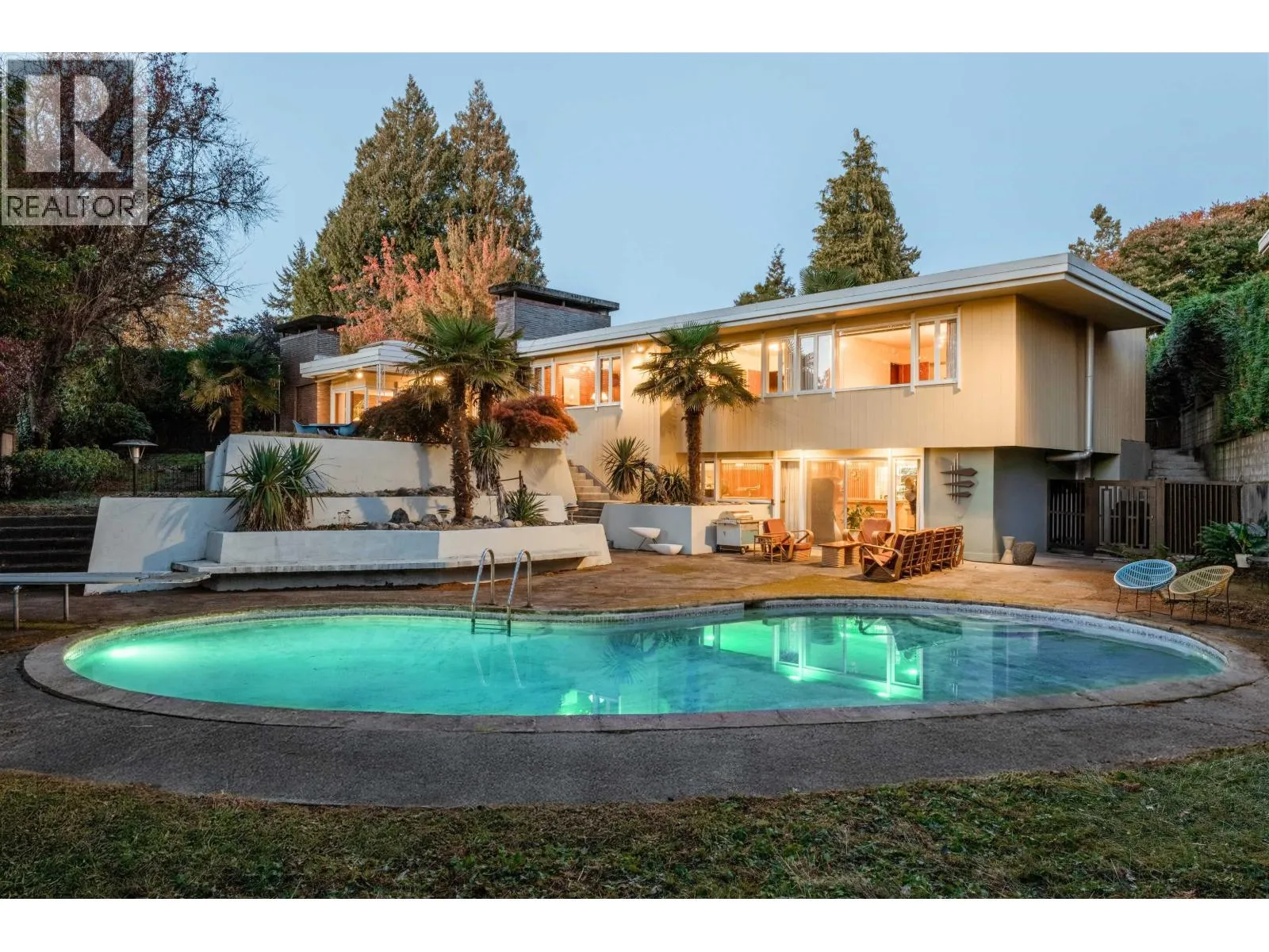 House for rent: 6171 Collingwood Street, Vancouver, British Columbia V6N 1T5