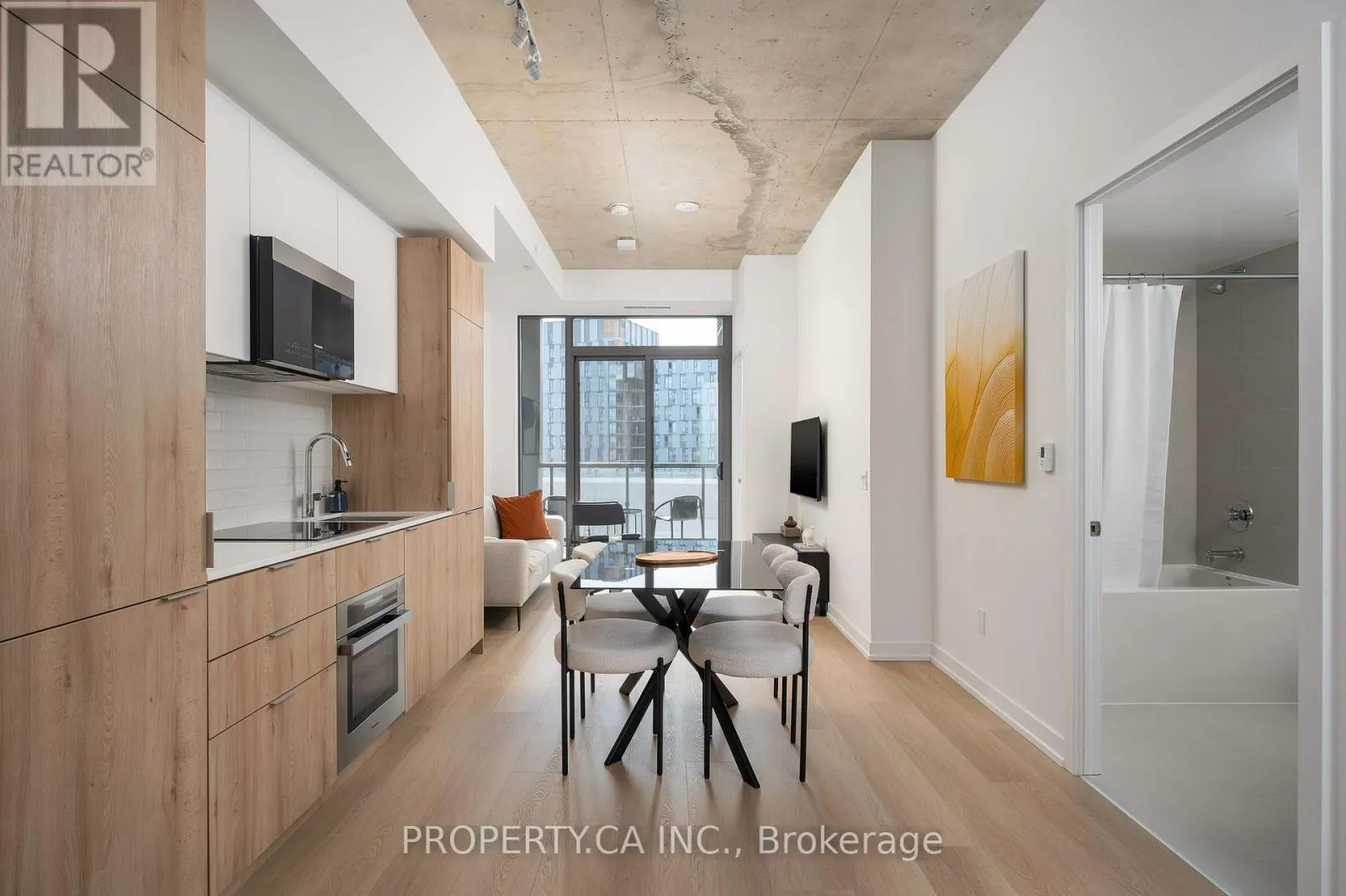 Apartment for rent: 618 - 28 Eastern Avenue, Toronto, Ontario M5A 0Y2