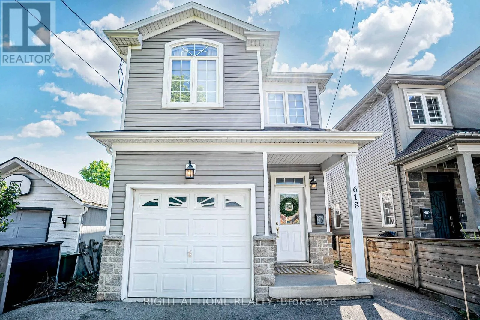 House for rent: 618 Knox Avenue, Hamilton, Ontario L8H 6K3