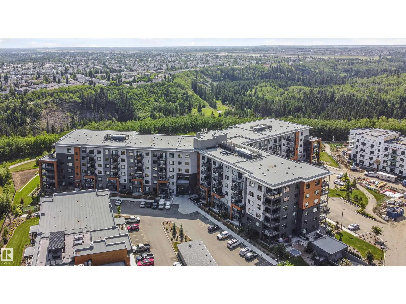 Apartment for rent: #619 7463 May Cm Nw, Edmonton, Alberta T6R 0X1