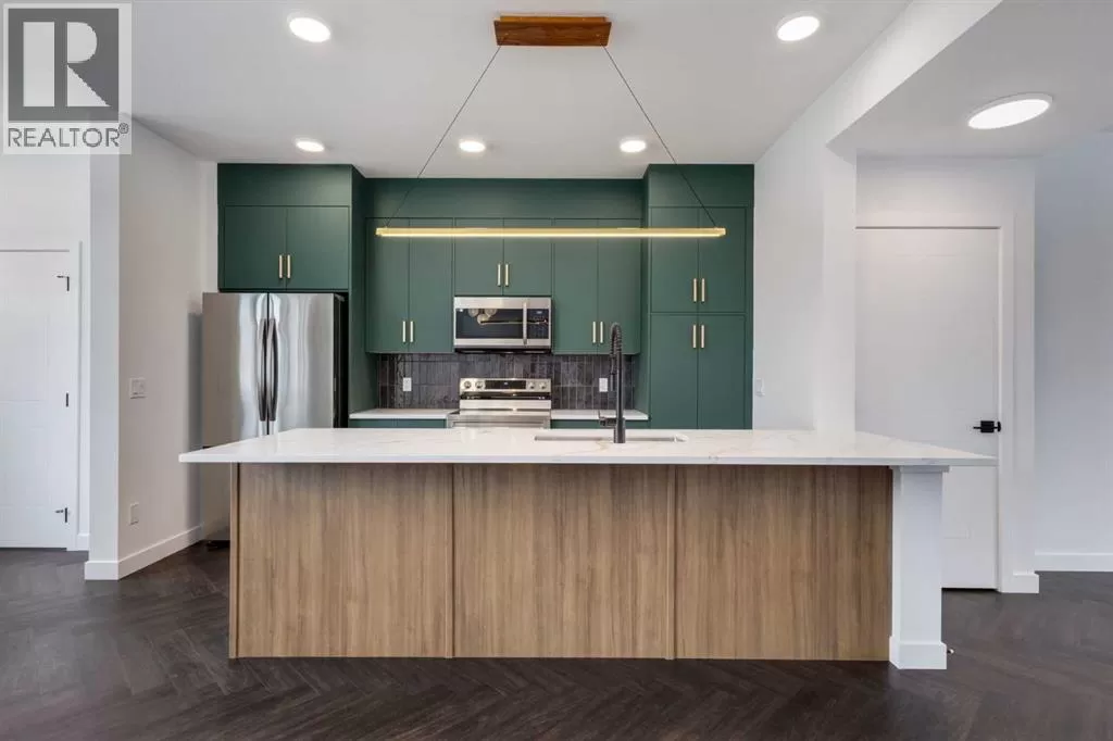 Duplex for rent: 62 Agate Road, Cochrane, Alberta T4C 3K1