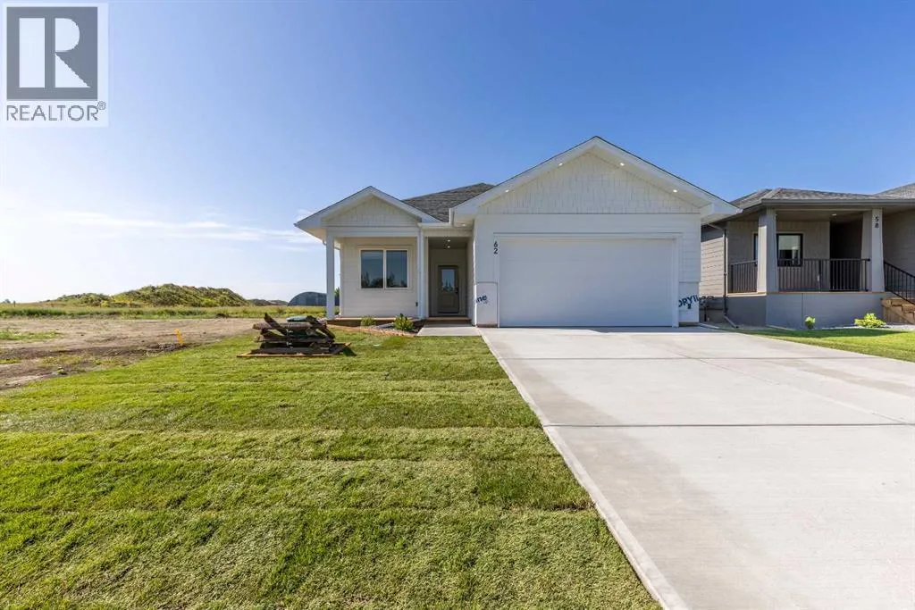 House for rent: 62 E 300 S, Raymond, Alberta T0K 2S0