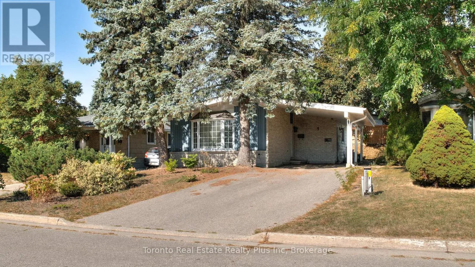 Duplex for rent: 62 Greendale Crescent, Kitchener, Ontario N2A 2R6