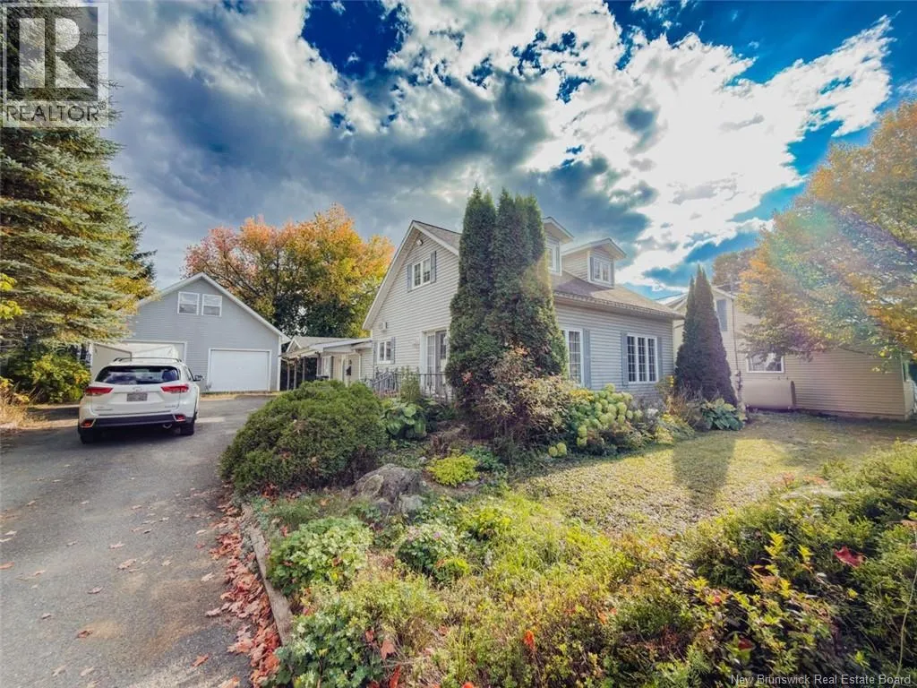 House for rent: 62 Hillcrest Avenue, Hartland, New Brunswick E7P 1M7