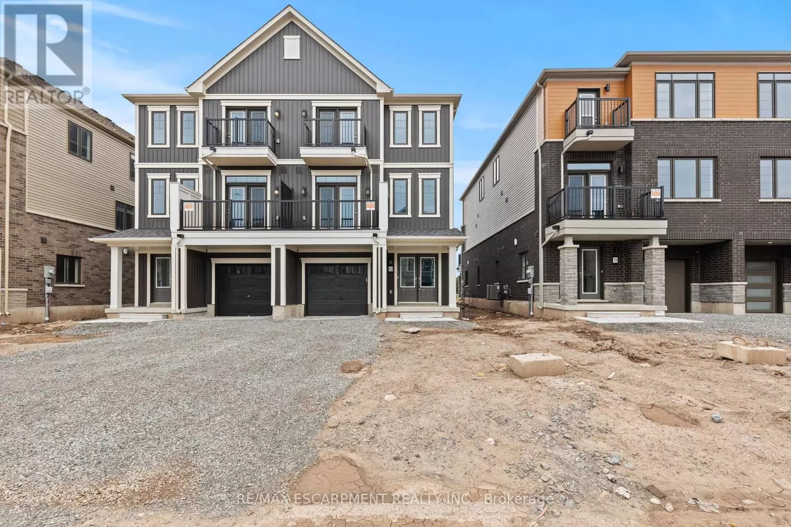 Row / Townhouse for rent: 62 Pogie Drive, Welland, Ontario L3B 6A7