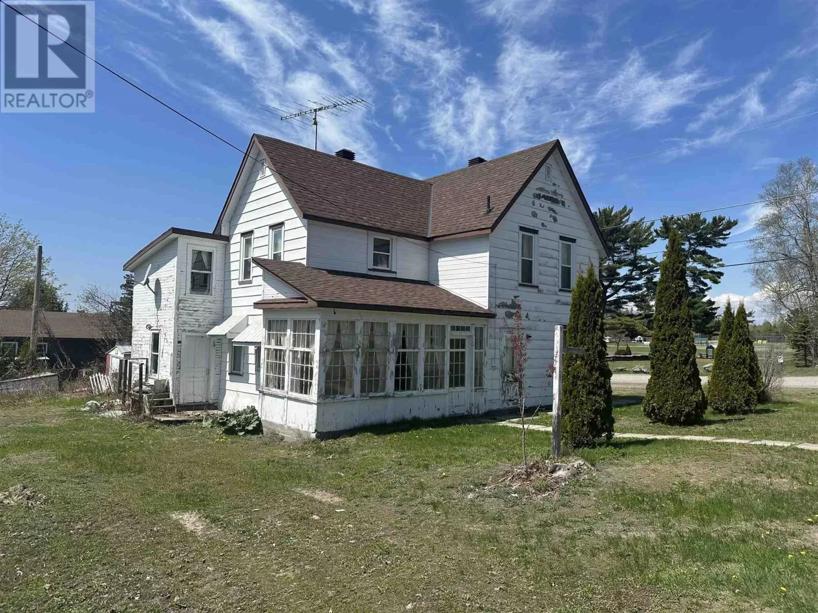 62 Queen St, Thessalon, Ontario P0R 1L0