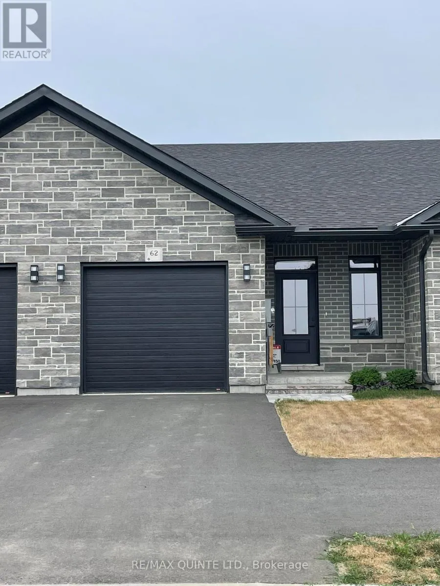 Row / Townhouse for rent: 62 Raycroft Drive, Belleville, Ontario K8N 0R4