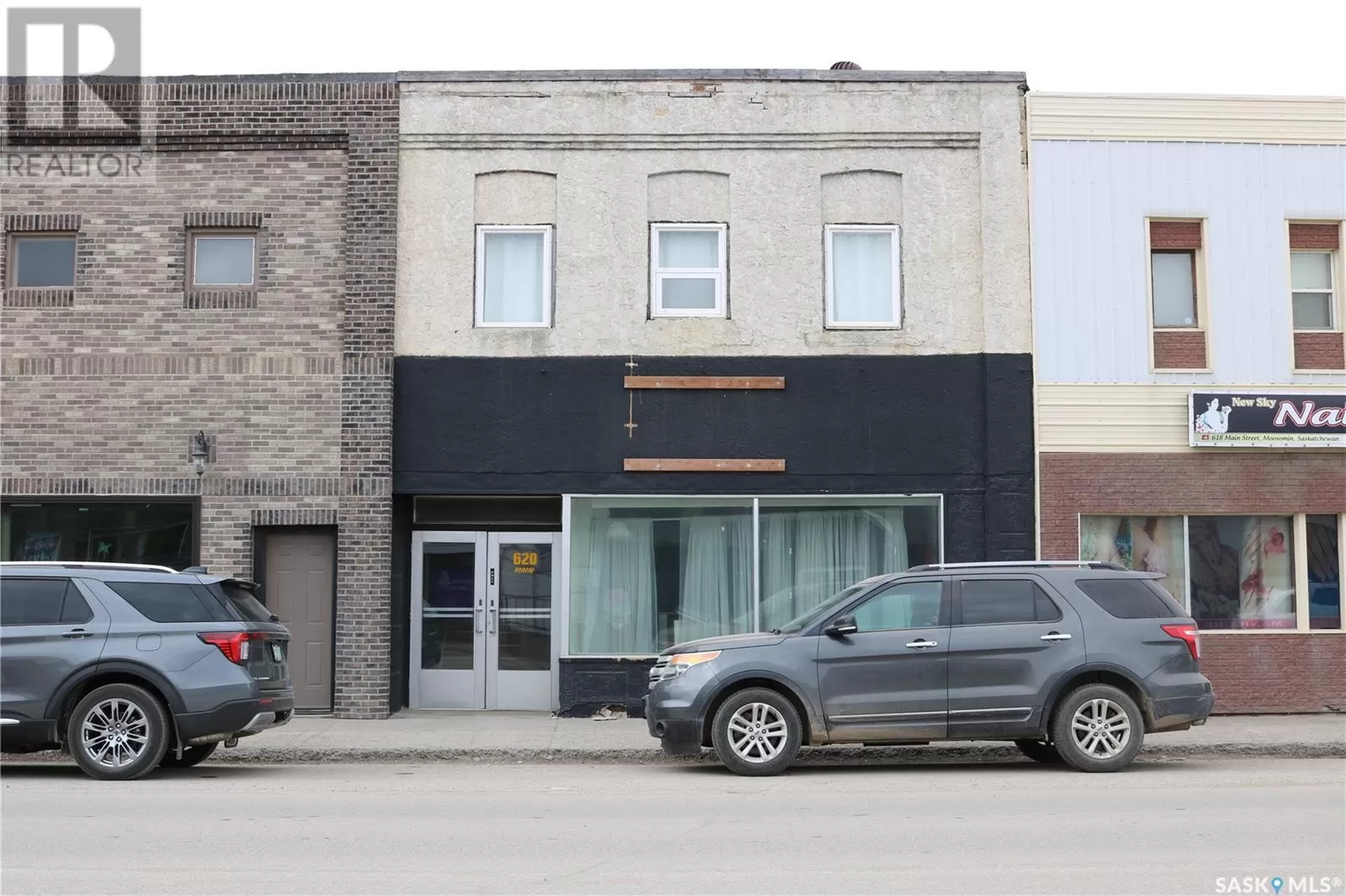 Retail for rent: 620 Main Street, Moosomin, Saskatchewan S0G 3N0