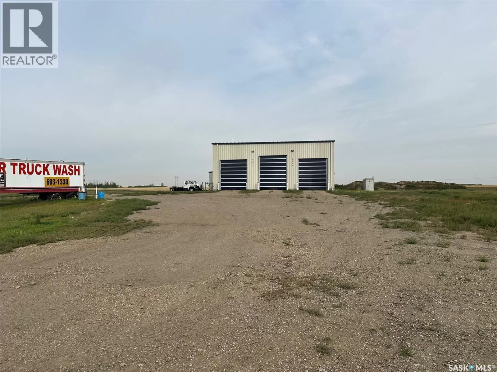 620 N Service Road W, Moose Jaw, Saskatchewan S6H 7K7