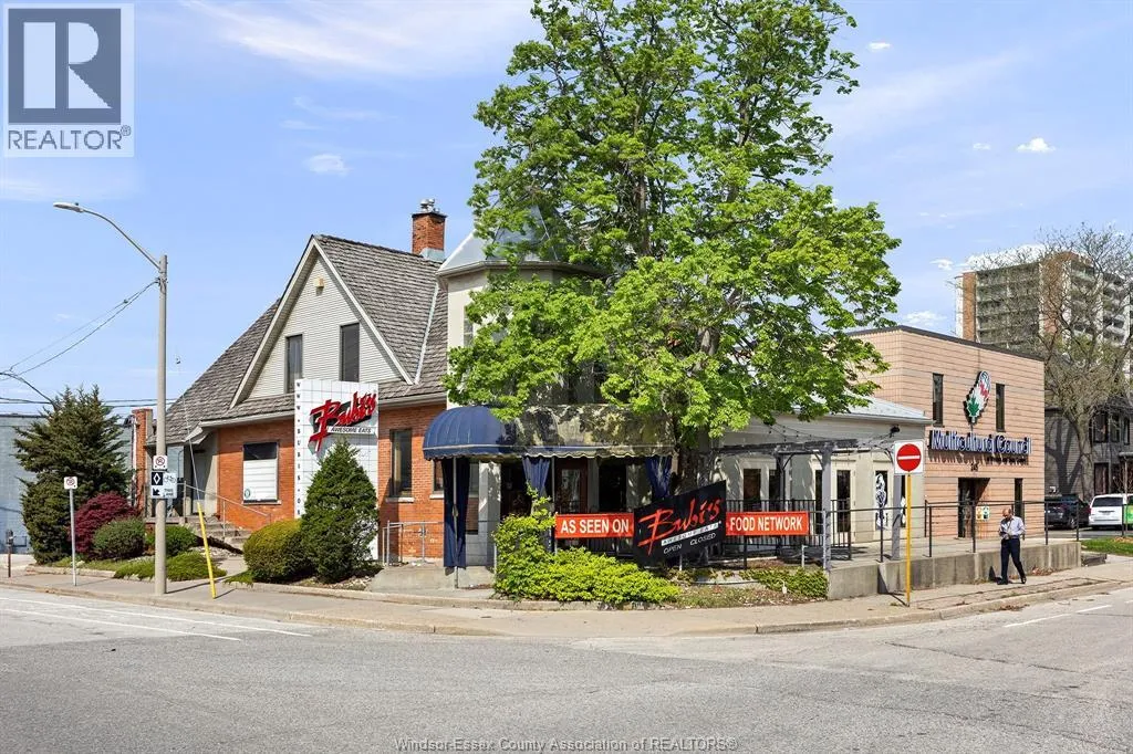 620 University Avenue West, Windsor, Ontario N9A 5R5