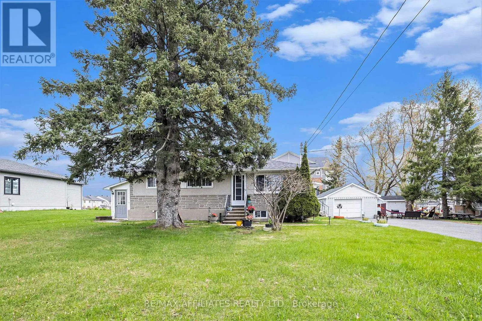 House for rent: 6208 Renaud Road, Ottawa, Ontario K1W 0L1