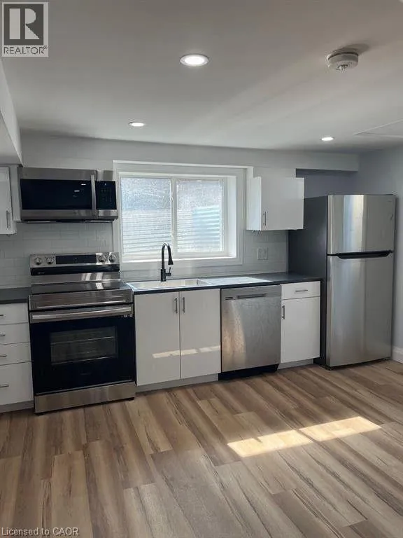 House for rent: 621 Hagar Street Unit# 3, Welland, Ontario L3B 4K2