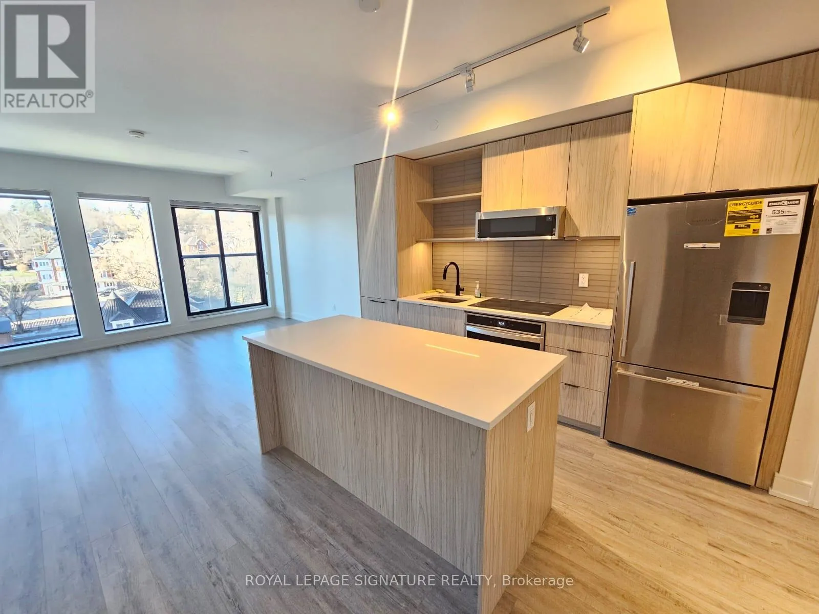 Apartment for rent: 622 - 185 Dunlop Street E, Barrie, Ontario L4M 0L7