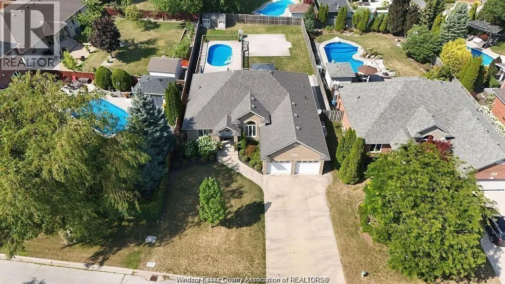 House for rent: 622 George Kennedy, Lakeshore, Ontario N8L 1A4