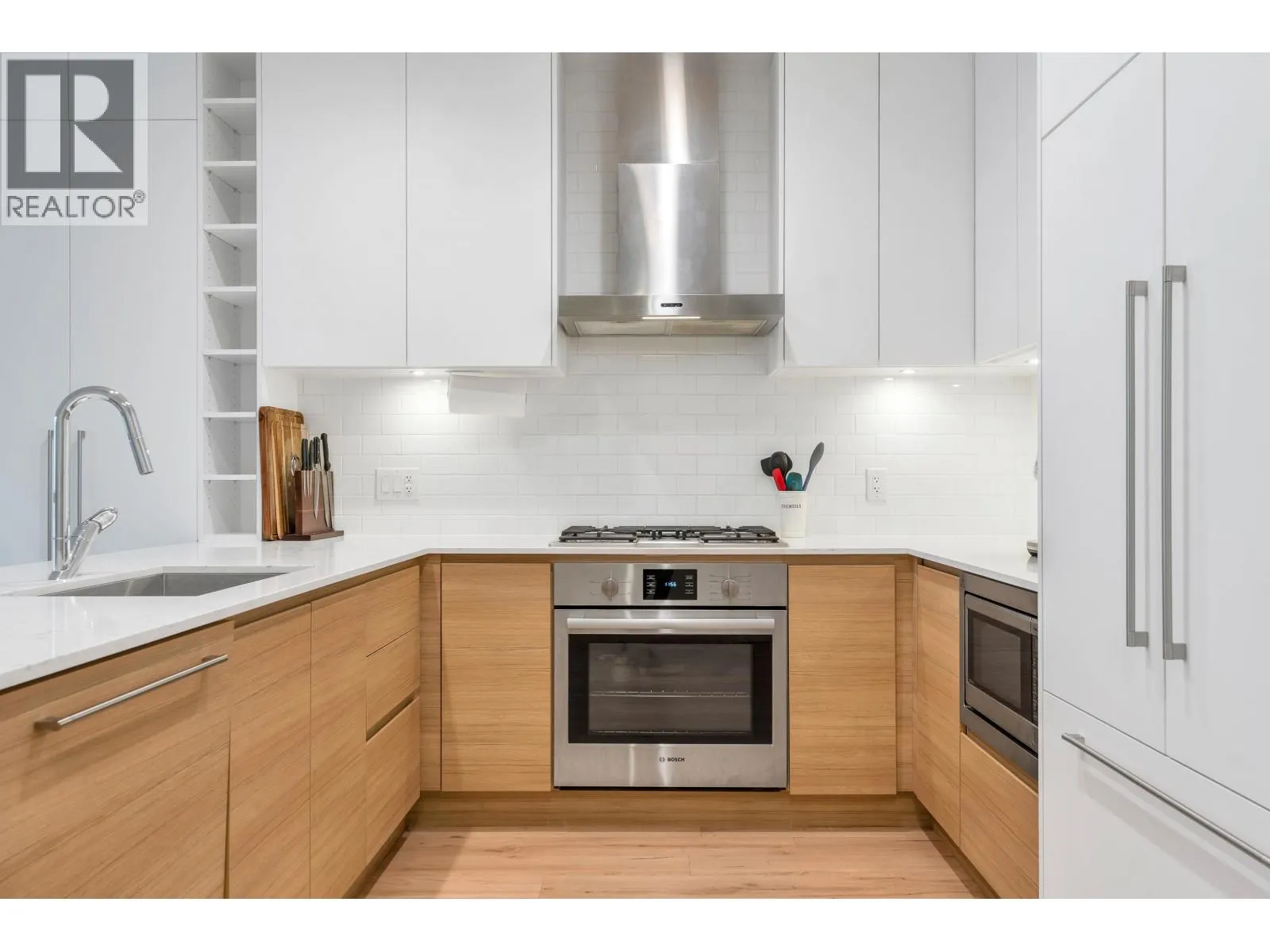 Apartment for rent: 623 3131 Murray Street Street, Port Moody, British Columbia V3H 0L9