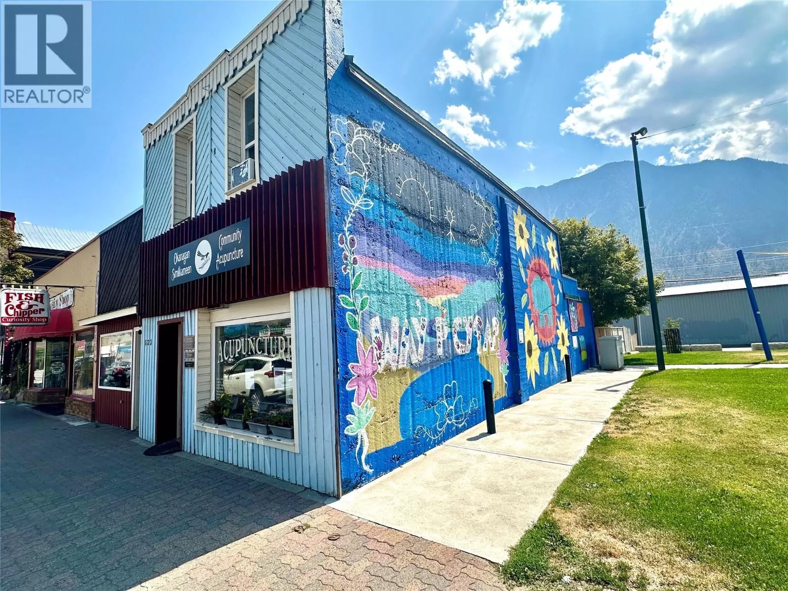 Residential Commercial Mix for rent: 623 7th Avenue, Keremeos, British Columbia V0X 1N0