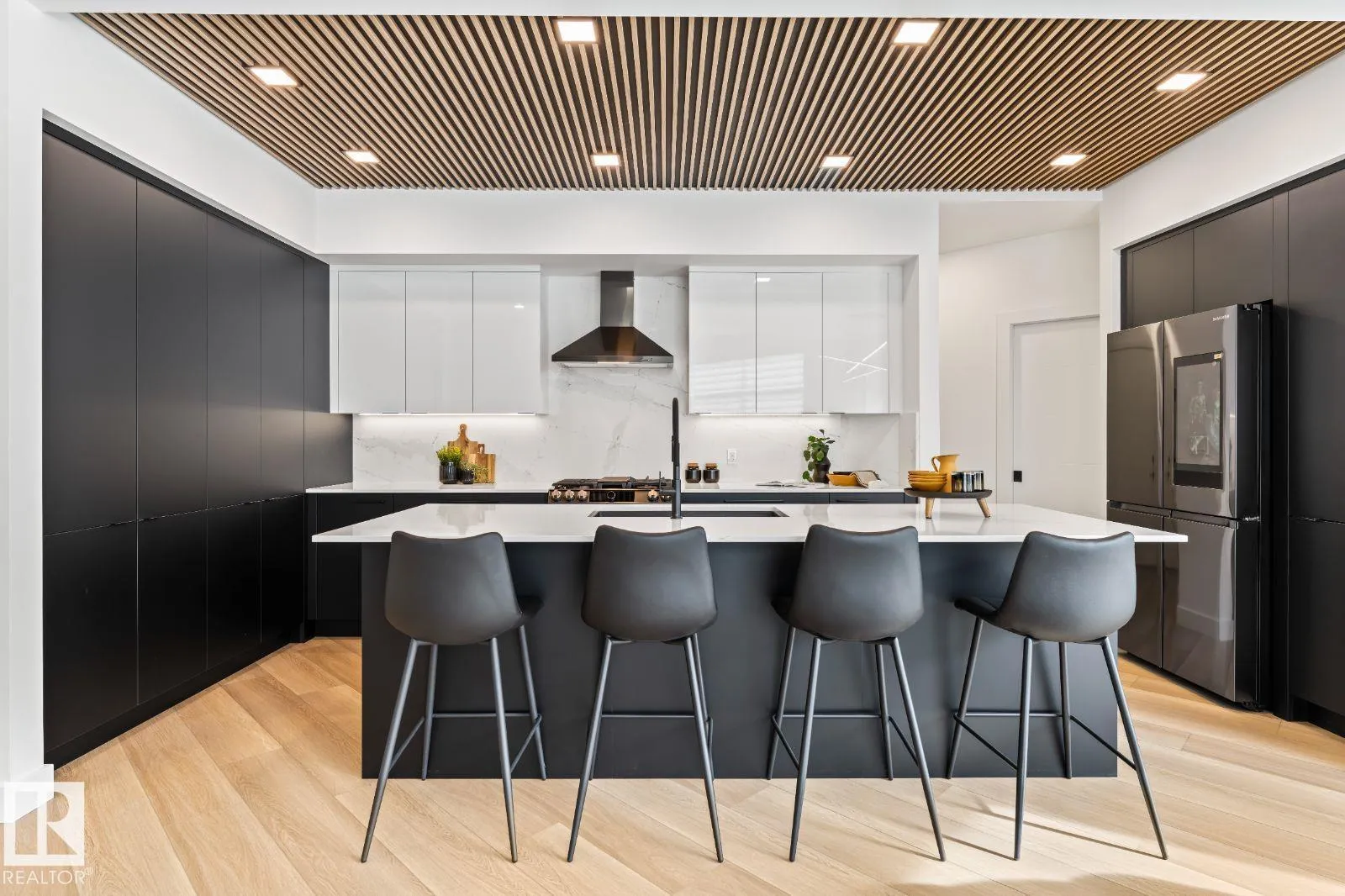 House for rent: 6237 King Vista Vs Sw, Edmonton, Alberta T6W 3Z8