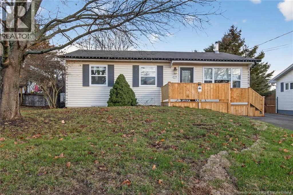 625 Latour, Dieppe, New Brunswick E1A 2A5
